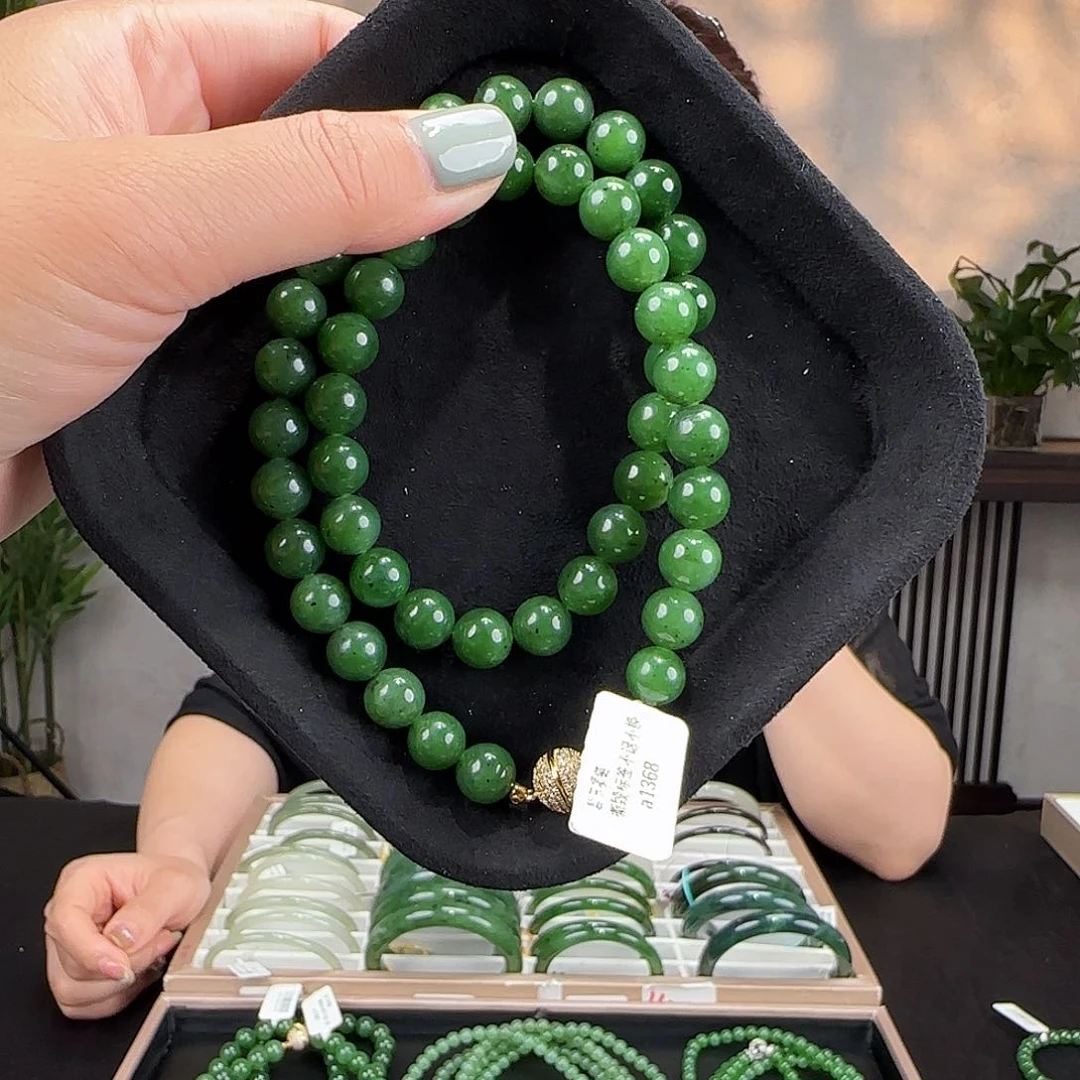 和田玉未镶嵌吊坠(不含链)