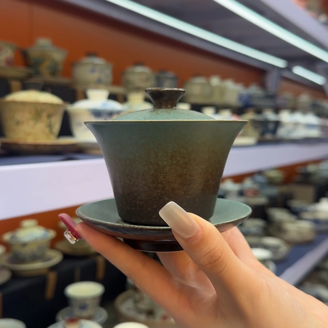 我在外面吃饭呢你在哪了我