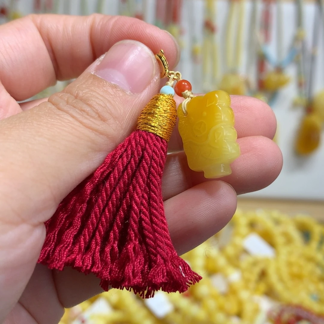琥珀未镶嵌裸石特价
