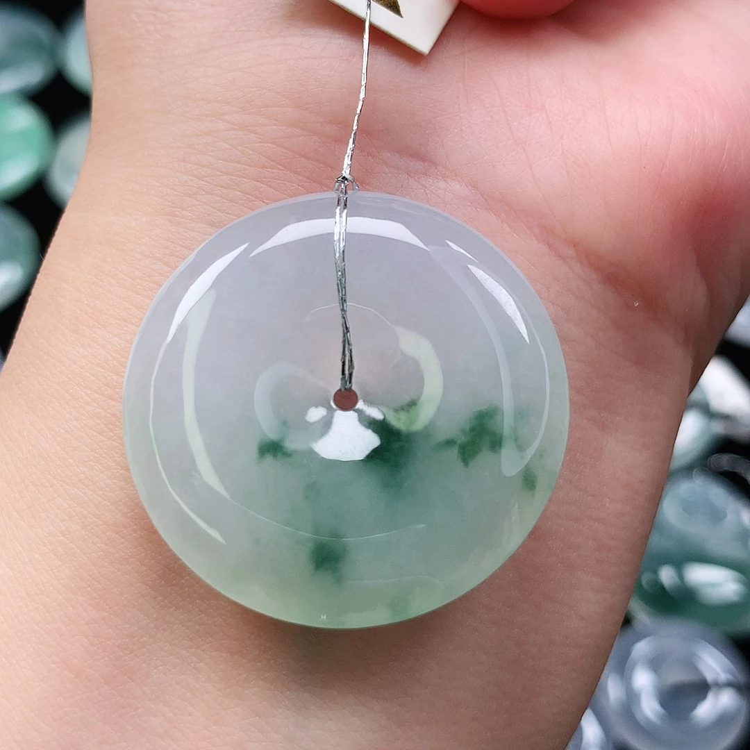 翡翠未镶嵌颈饰31.4/5.4