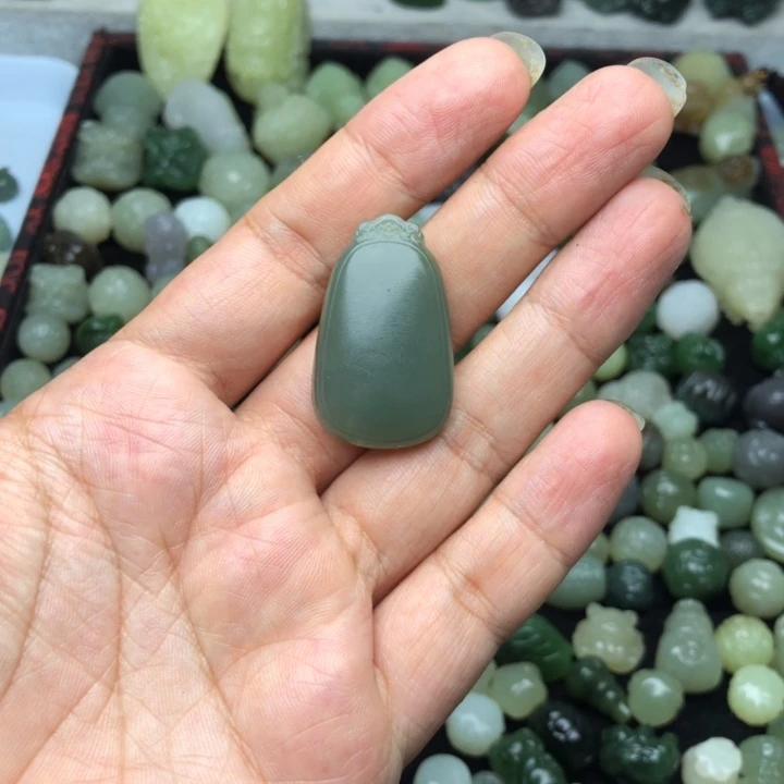 【闪购商品】和田玉未镶嵌颈饰