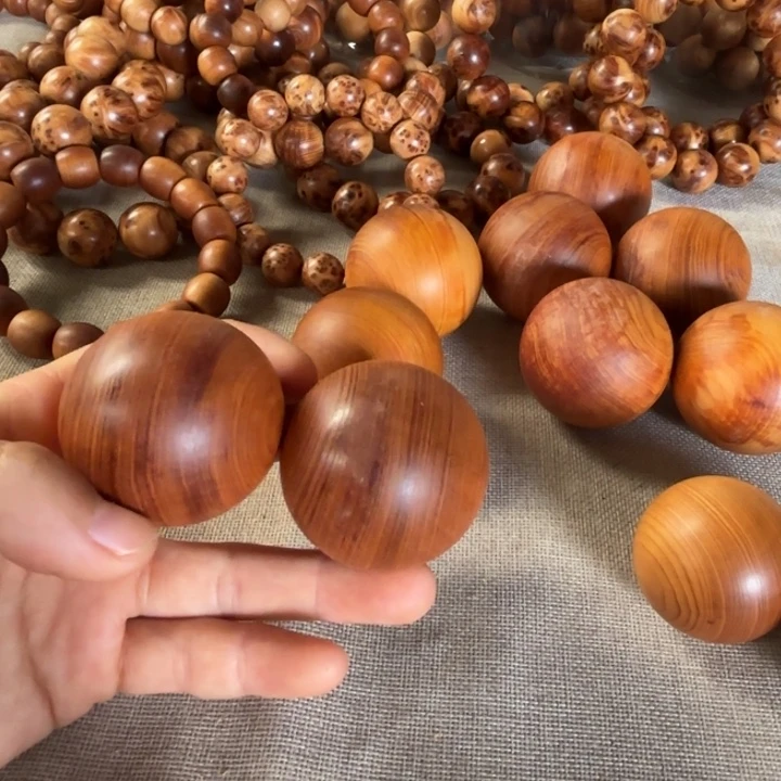 如***梦柏木4.5红油手球一对