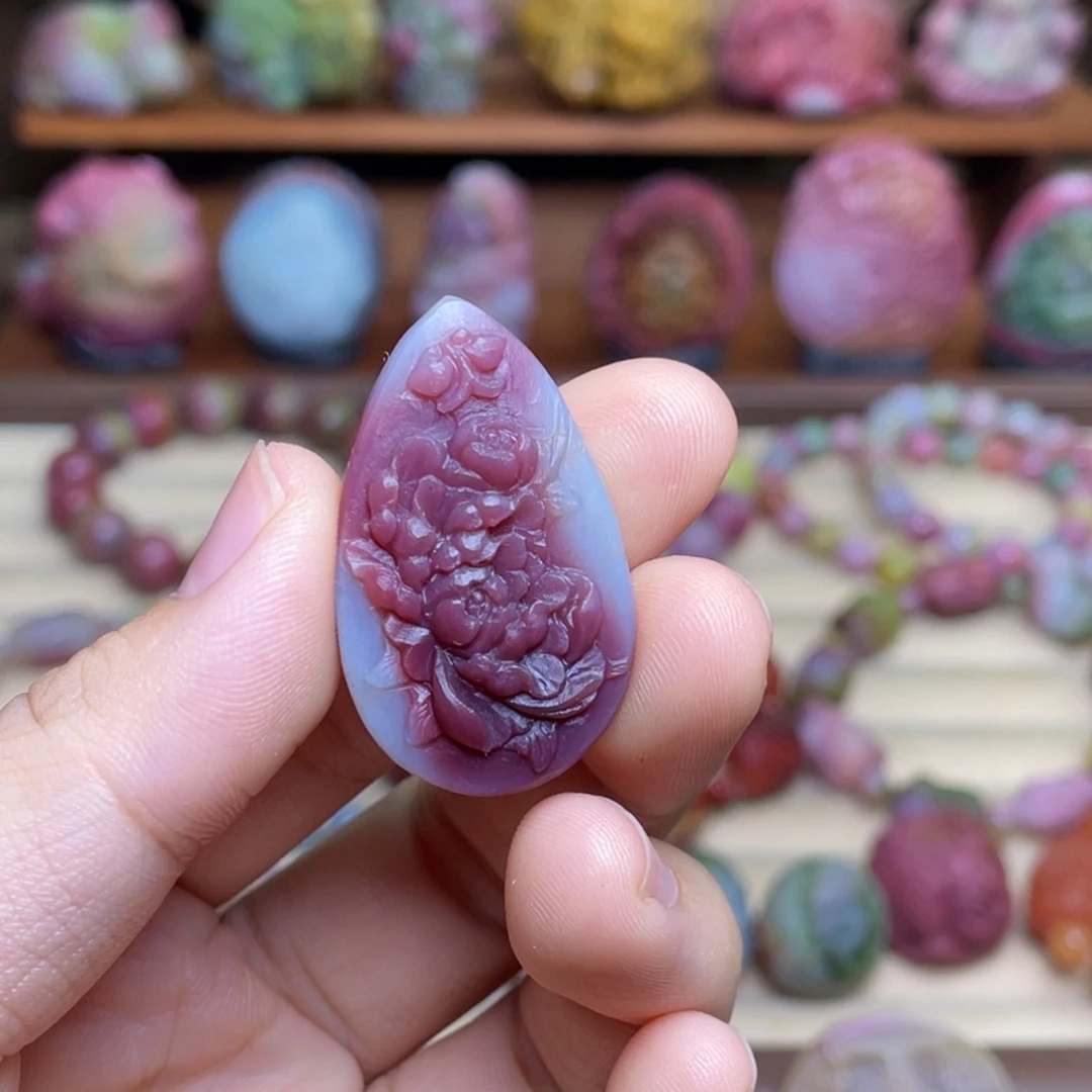 玛瑙/玉髓未镶嵌珠宝半成品盐源玛瑙蝶恋花