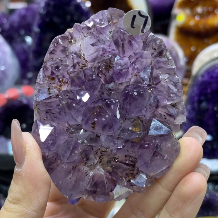 未镶嵌水晶大型摆件（非配饰）