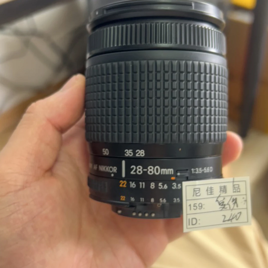 9新 Nikon/尼康 卡口 二手单反相机/镜头（无配件）
