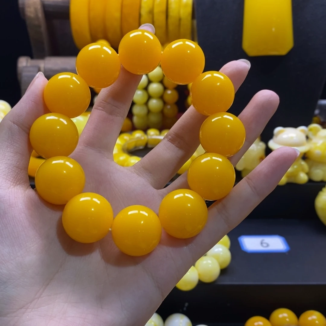 摇***叔非金属全品无暇鸡油黄手串