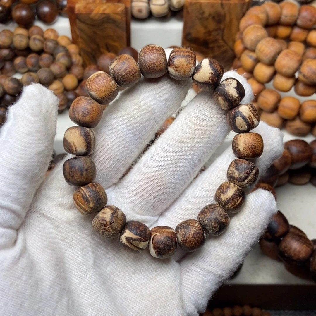 贡木福利1011老型珠妖花手串