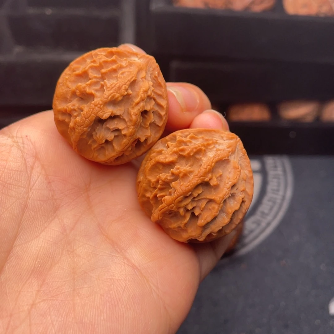 文玩核桃吊坠秦岭核桃6