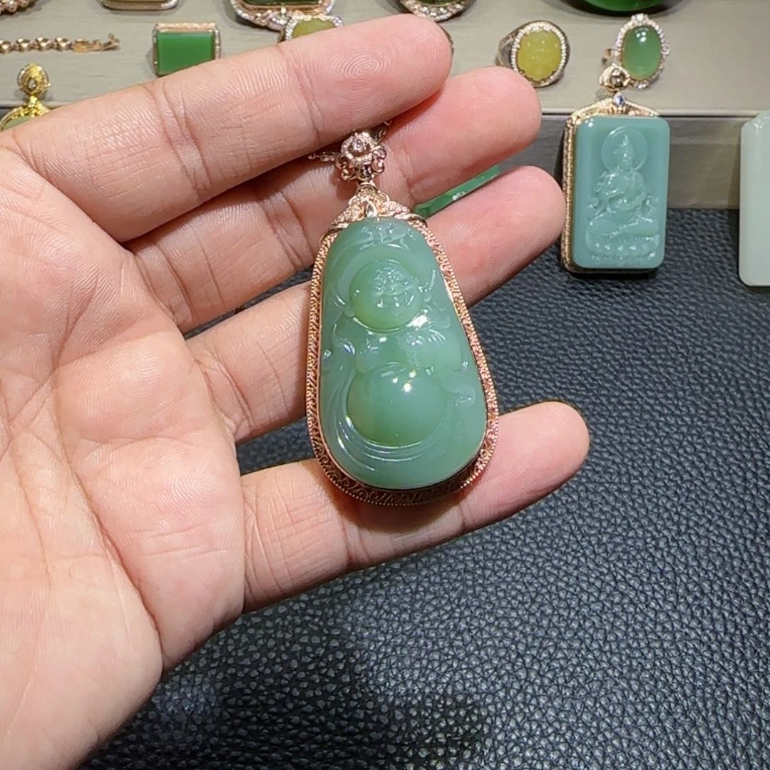 和田玉（碧玉）挂件18K金镶嵌1****4
