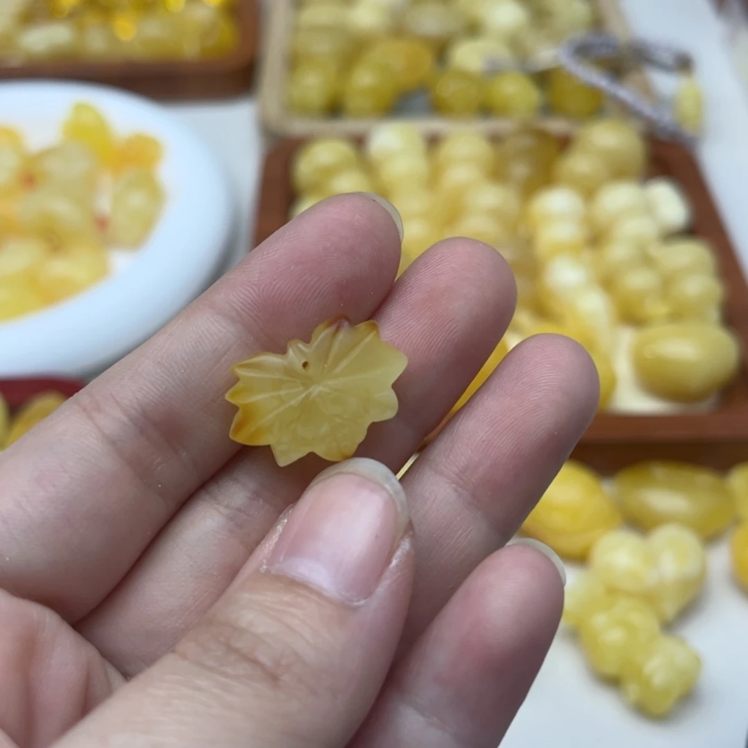 【闪购商品】未镶嵌蜜蜡裸石配饰