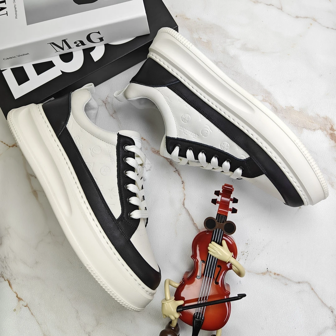 WD新款时尚百搭男鞋头层牛皮运动休闲潮流百搭超轻发泡底低帮真皮