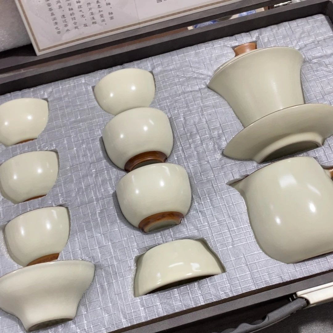 陶瓷等行业的生产和销售企业提供