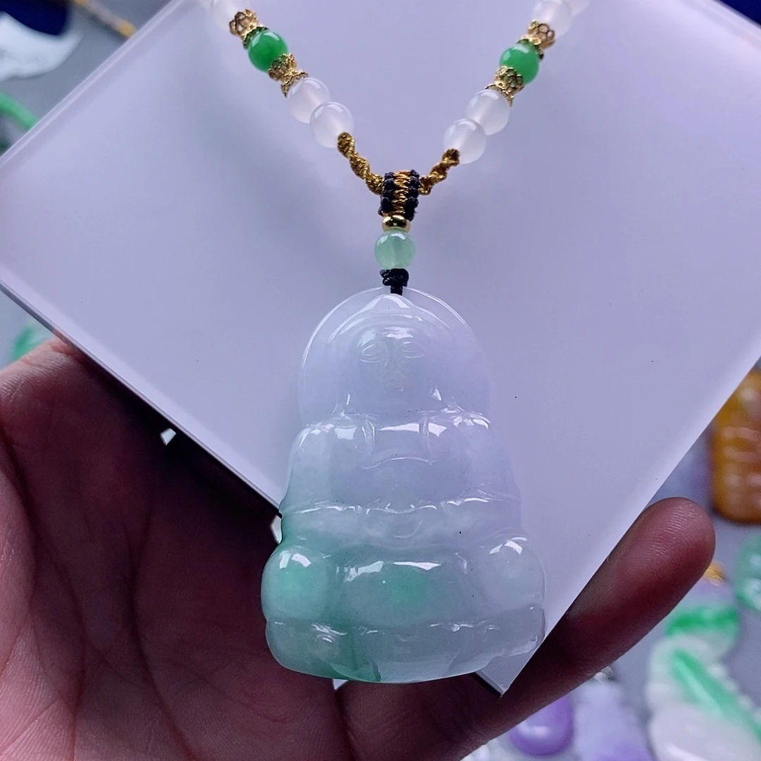 翡翠未镶嵌吊坠(赠链)