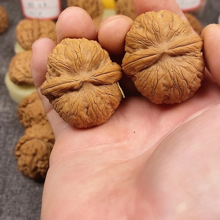 晚***色元宝文玩核桃核桃