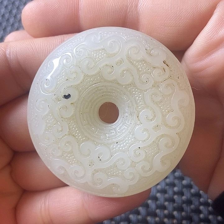 和田玉（糖玉）未镶嵌挂件