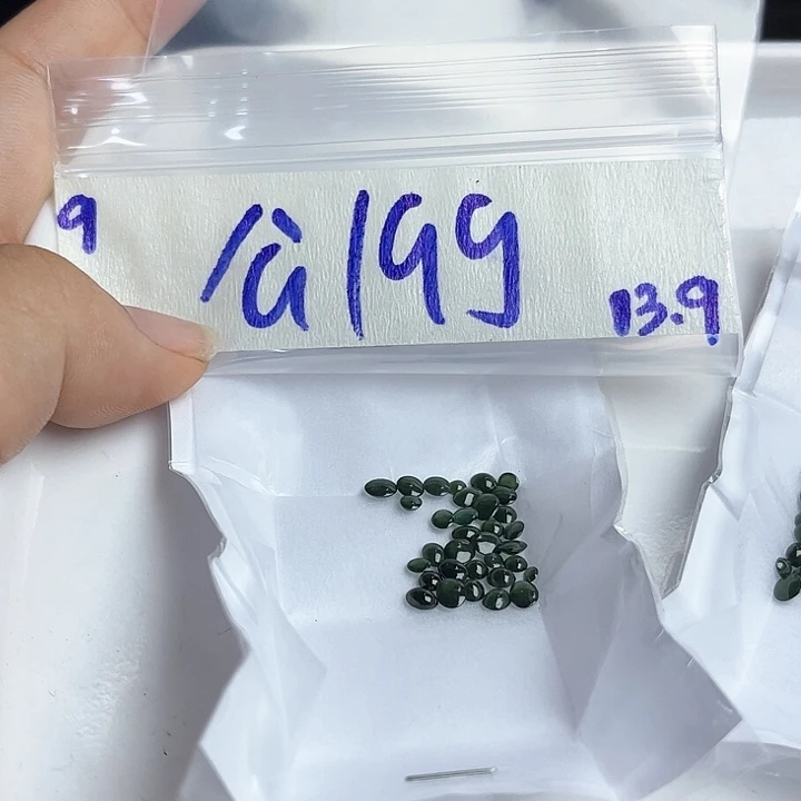 未镶嵌定制翡翠不退
