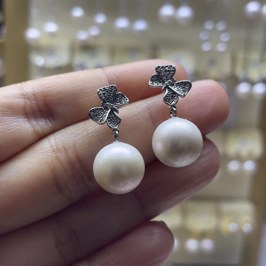 淡水珍珠银S925镶嵌耳饰
