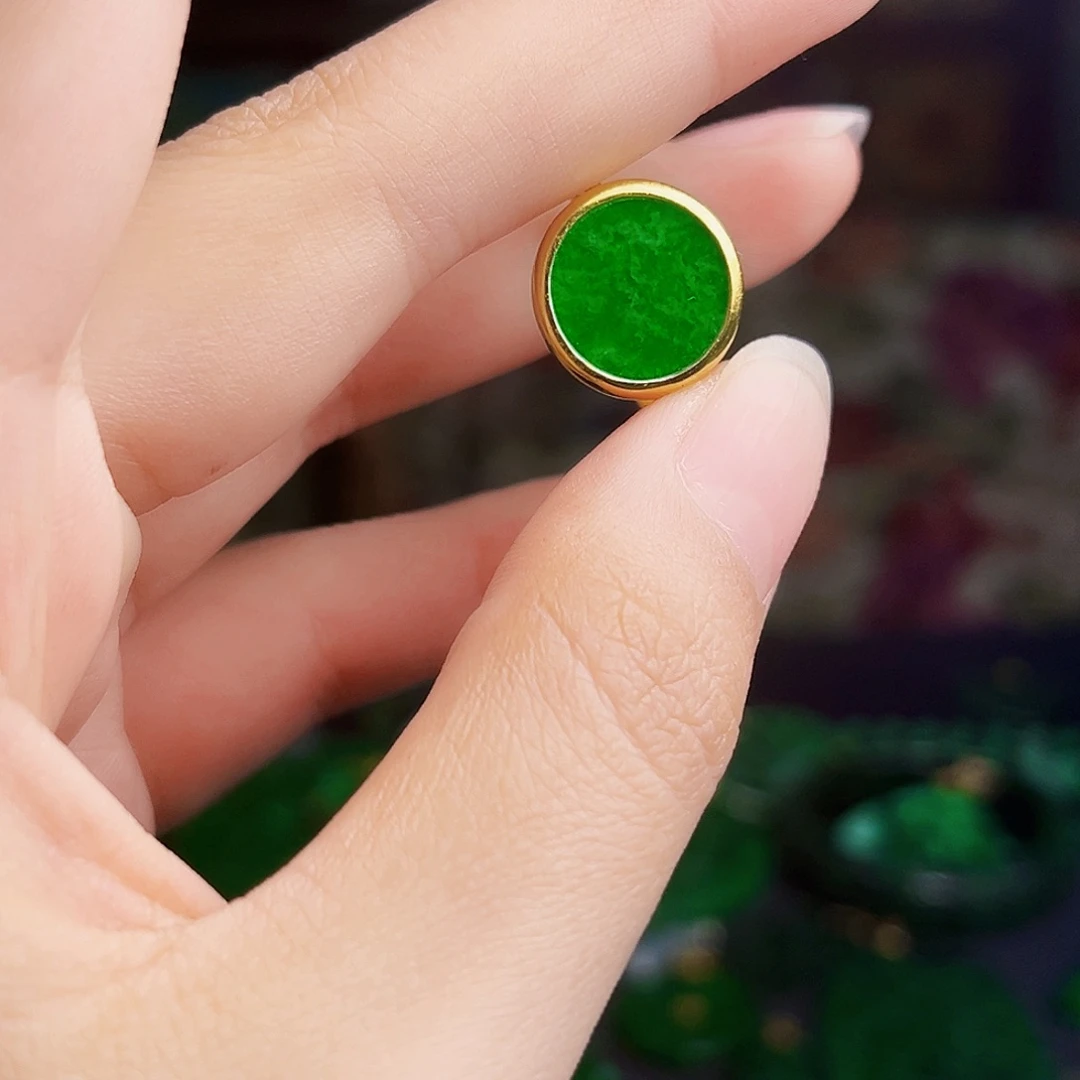 颈饰银S925镶嵌翡翠多样性