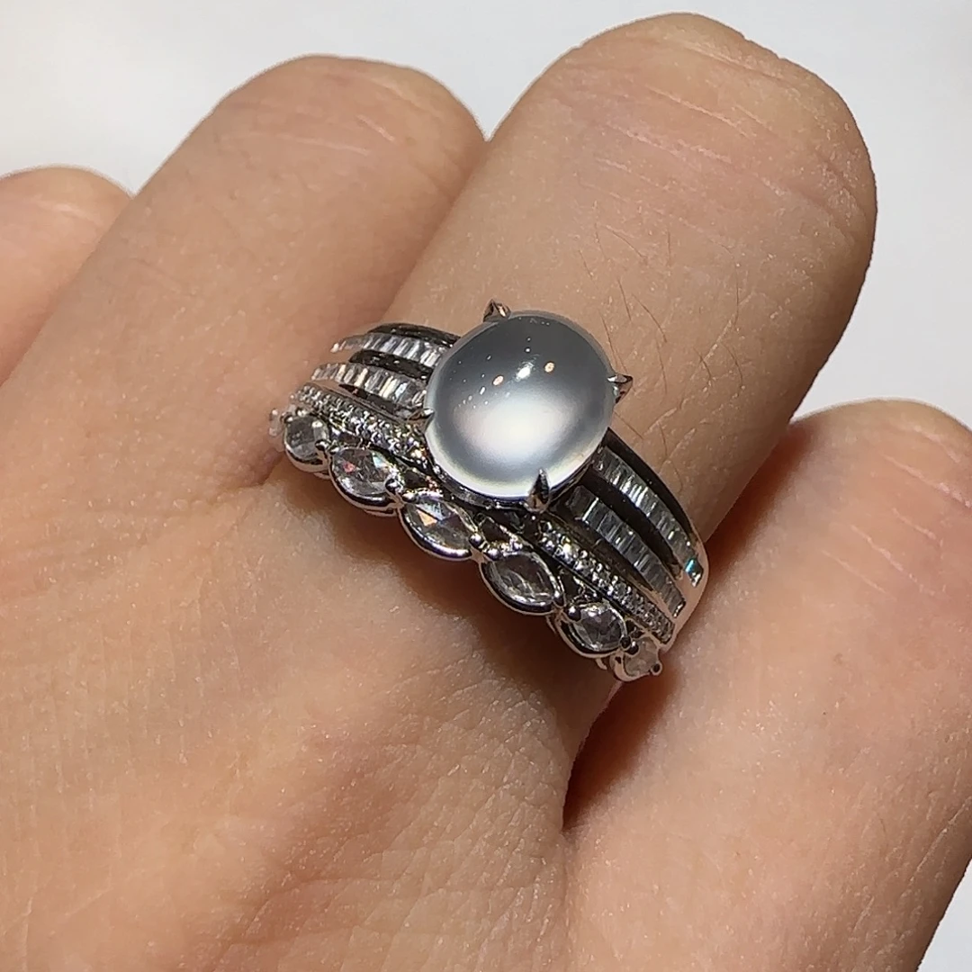 翡翠18K金镶嵌戒指设计款