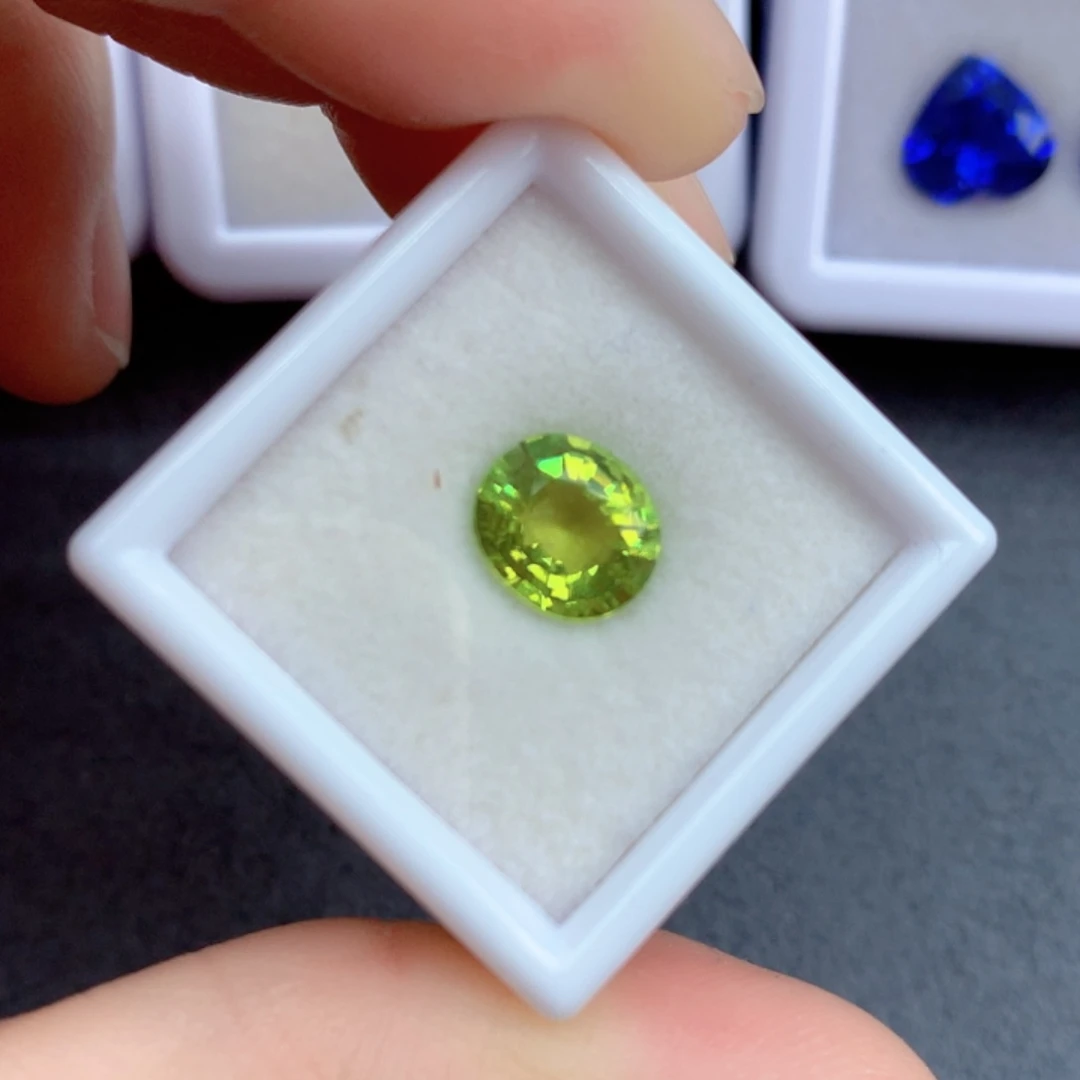 绿色碧玺1.95克拉裸石未镶嵌