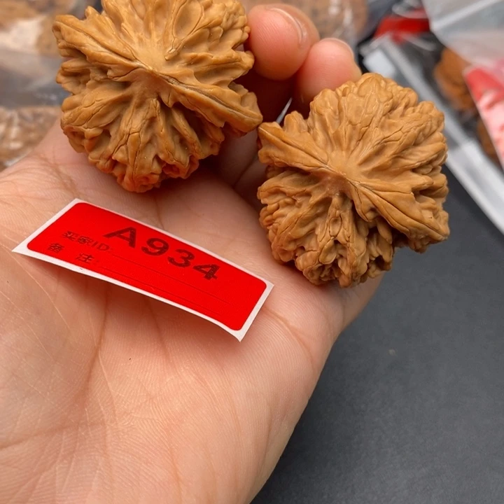 文玩核桃吊坠核桃