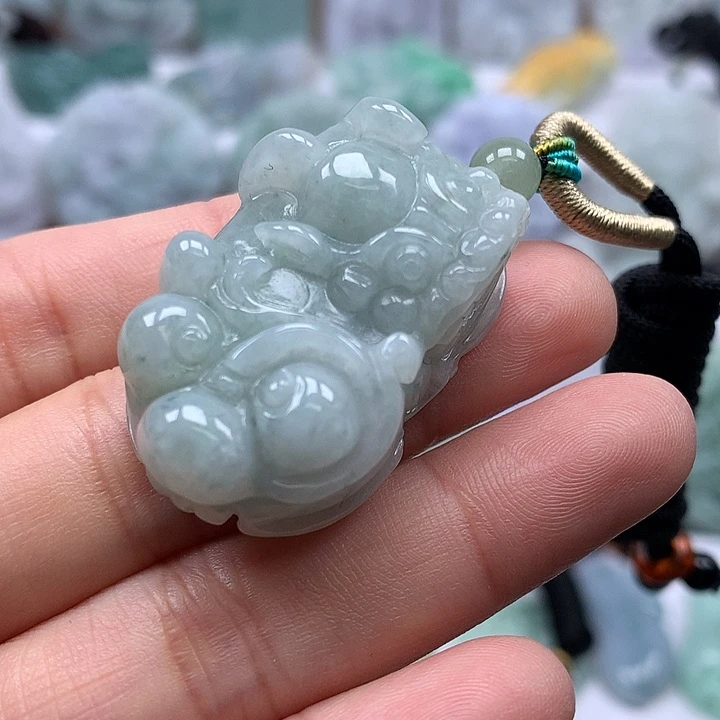 翡翠未镶嵌颈饰貔貅福利