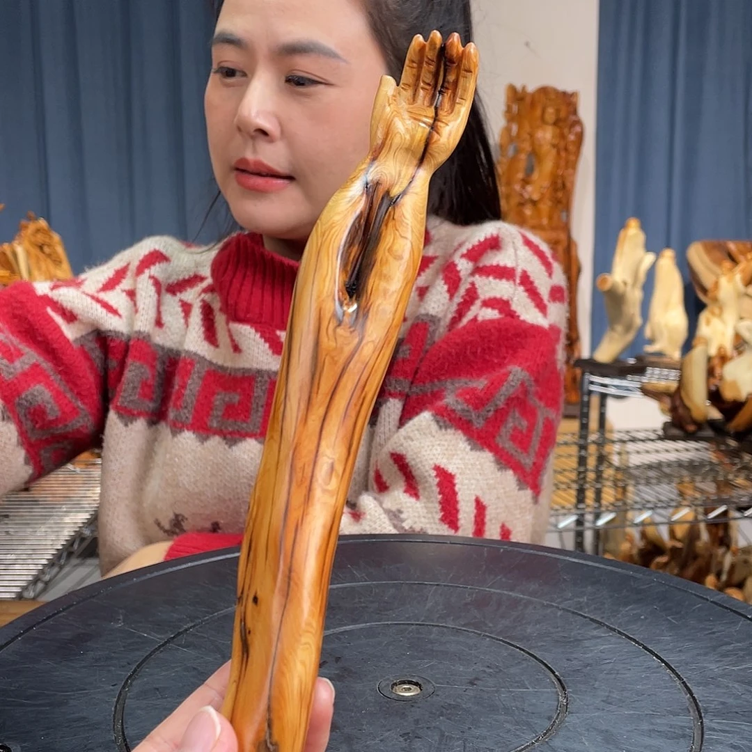 柏木（崖柏）随型艺术根雕