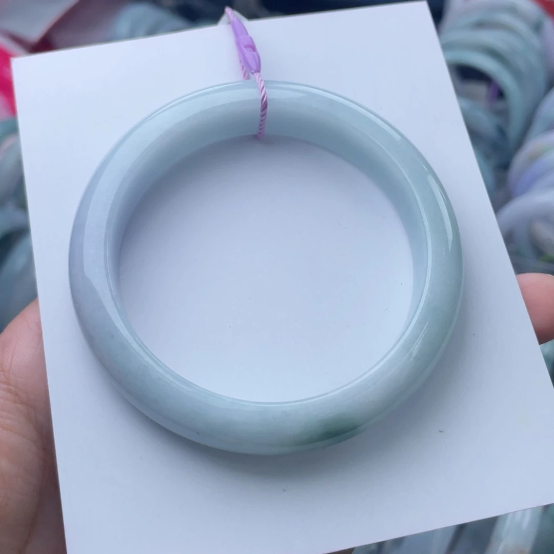翡翠未镶嵌手镯56圈