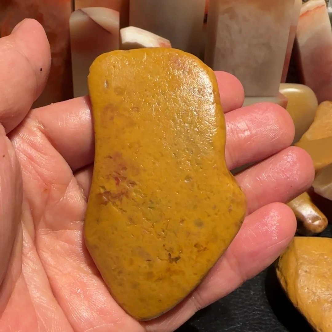 老挝石田黄原石，