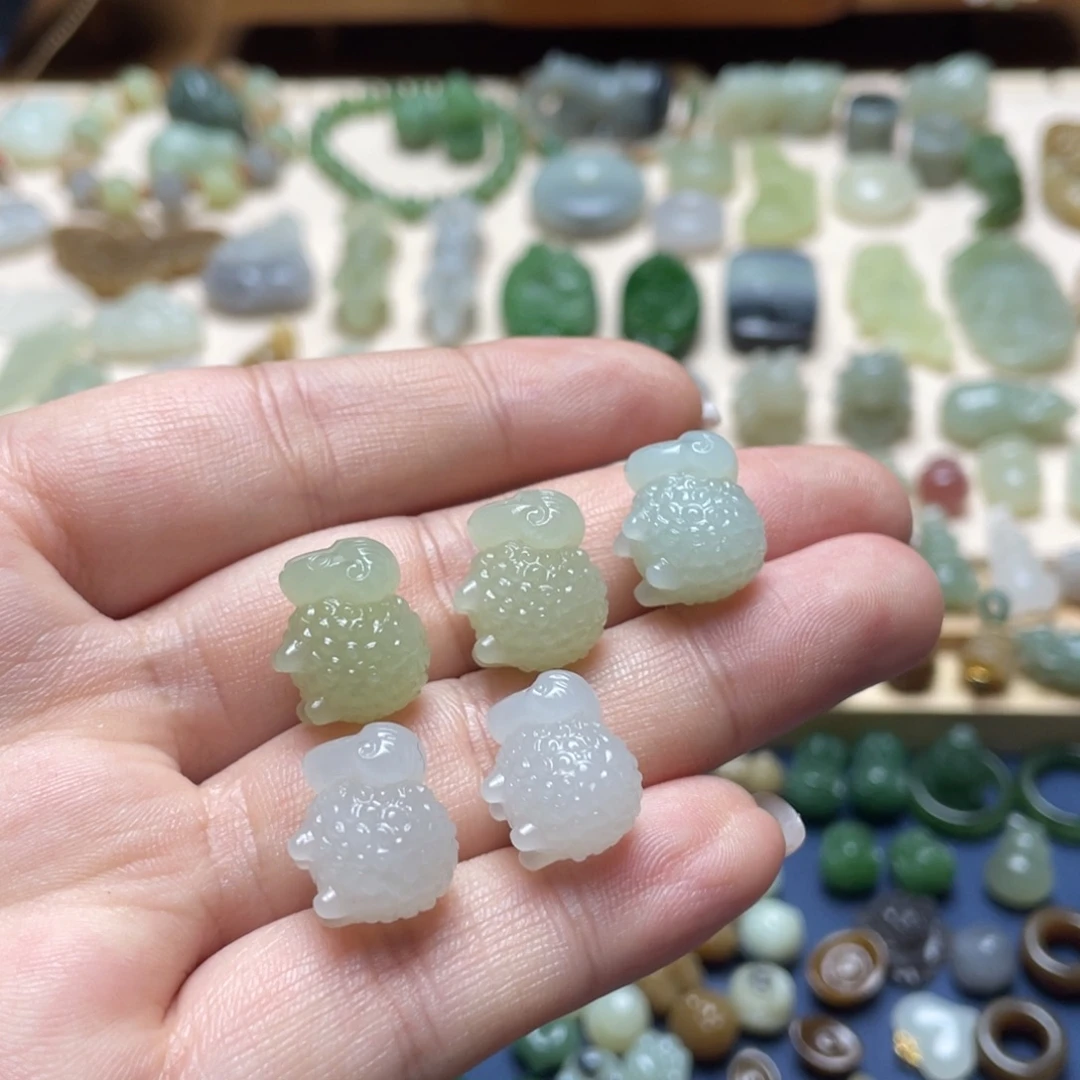 和田玉未镶嵌吊坠(不含链)5只