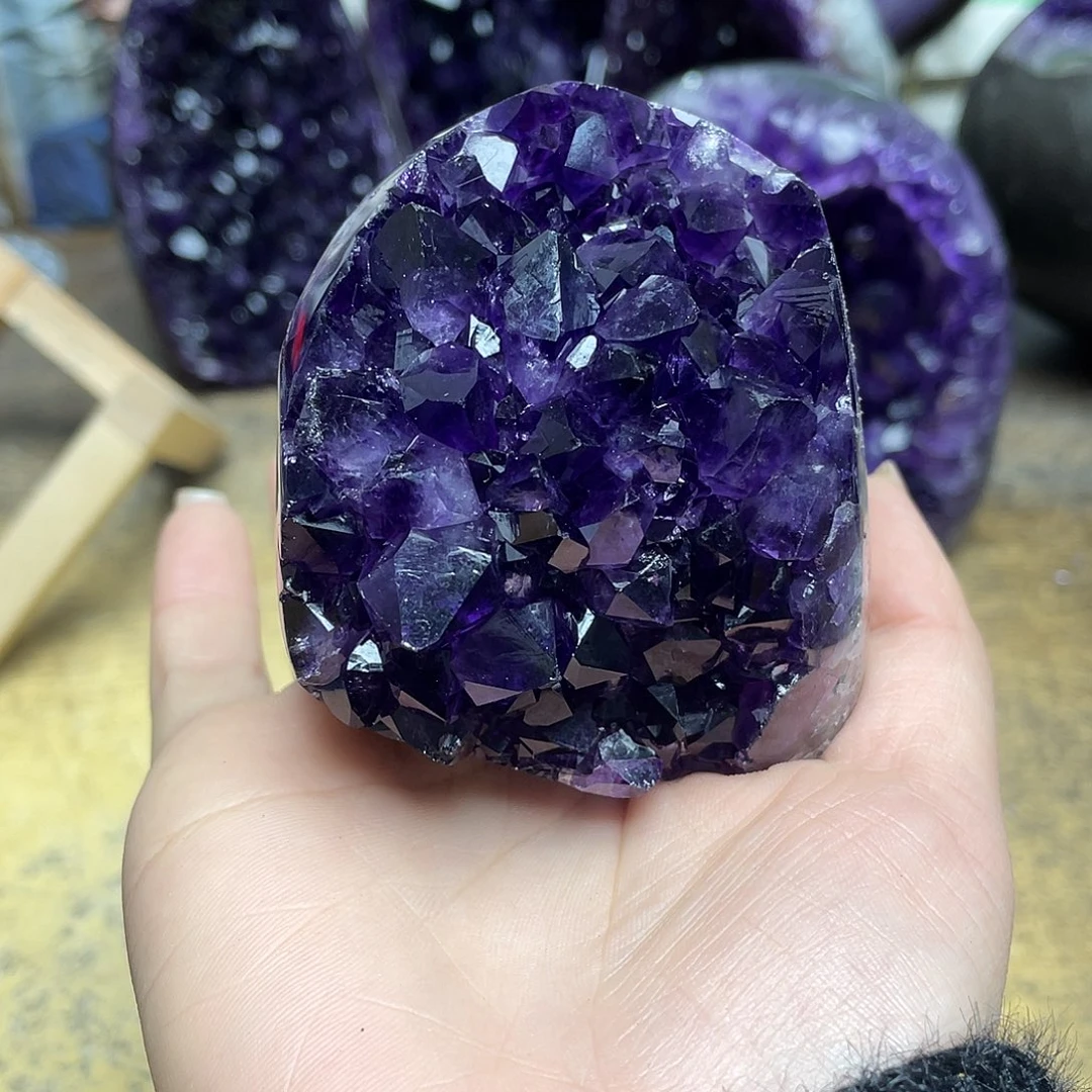 紫晶大型摆件（非配饰）未镶嵌