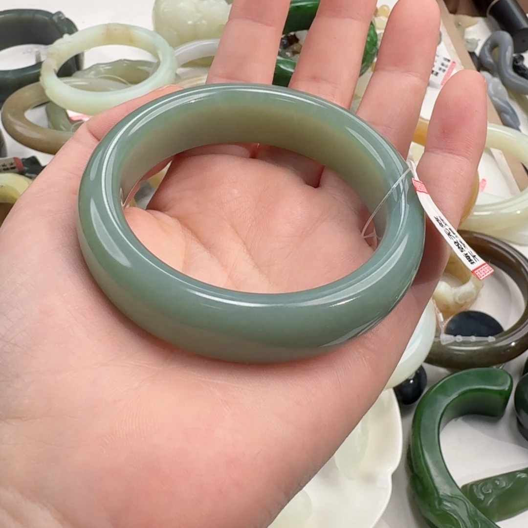 一****和田玉未镶嵌颈饰56