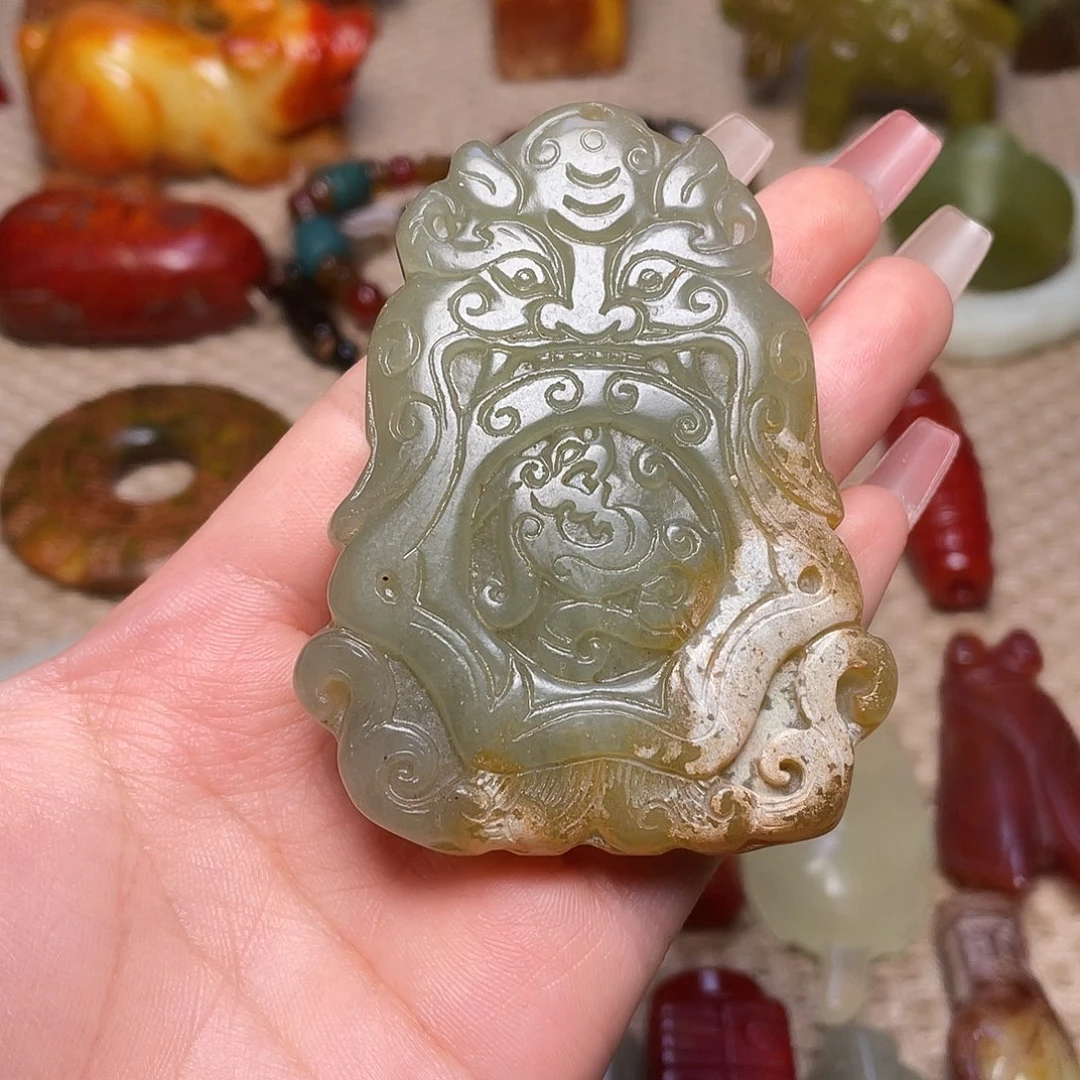 蛇纹石玉未镶嵌如图