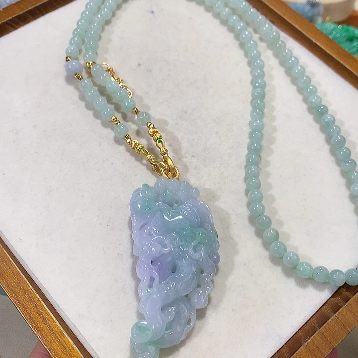 翡翠未镶嵌颈饰翡翠吊坠