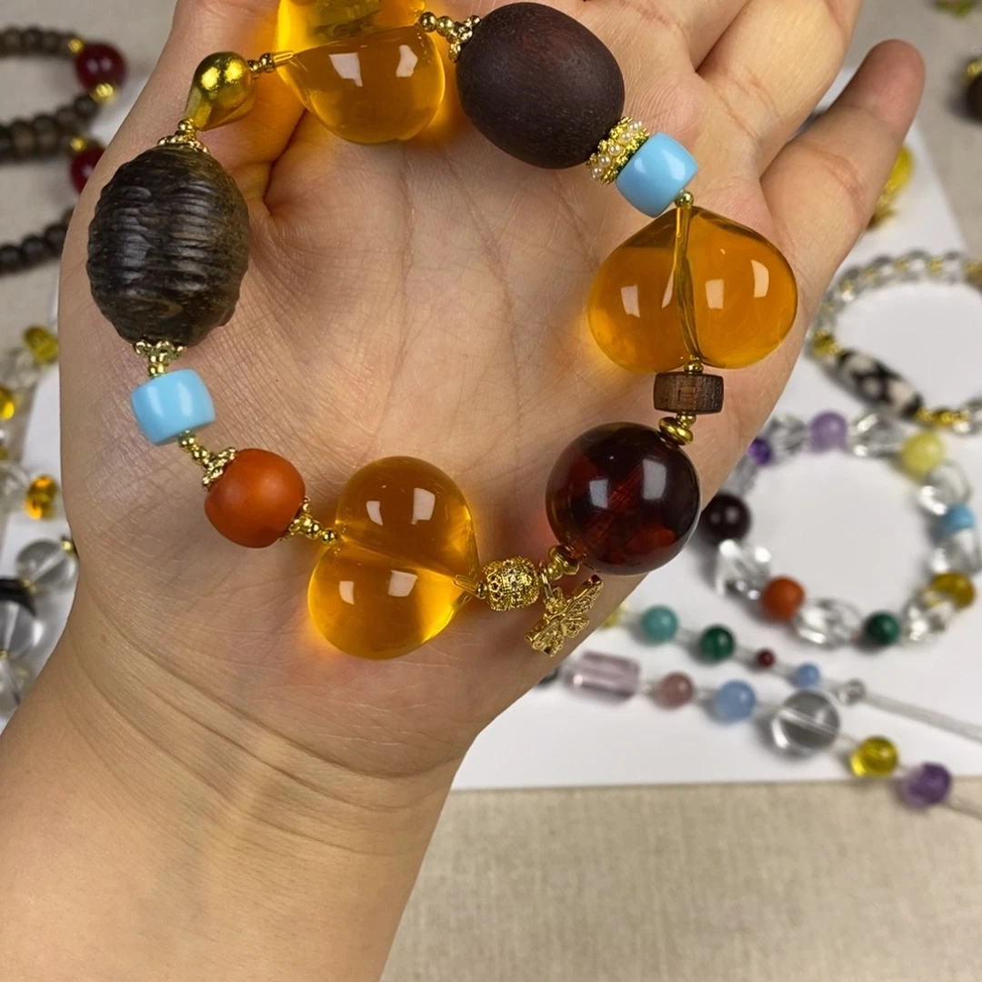 急***七未镶嵌水晶手串手串黄屁桃木头设计款