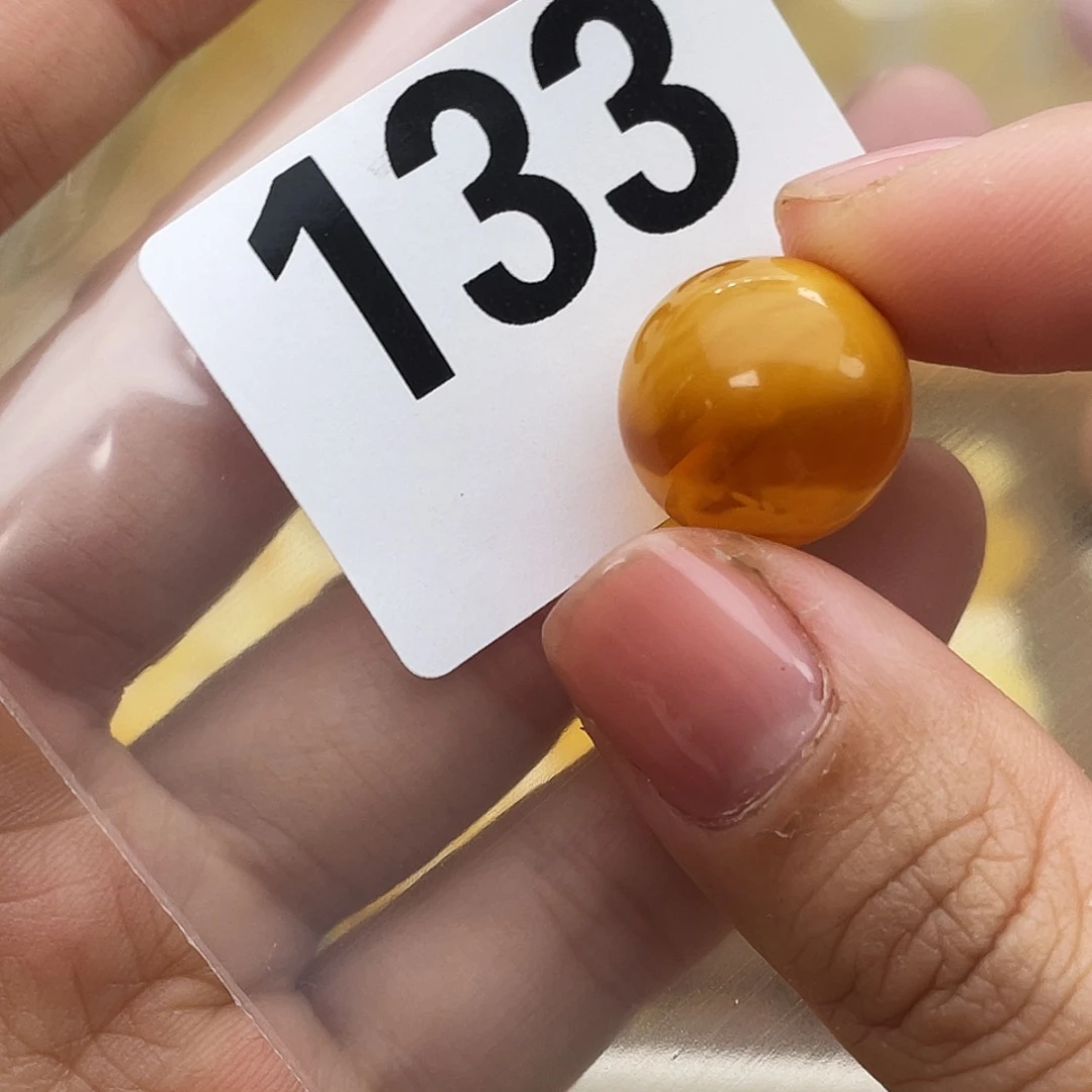 琥珀未镶嵌吊坠(不含链)