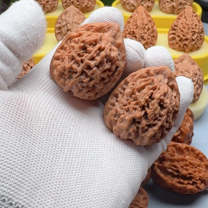 核桃精品36尺蚂蚁王文玩