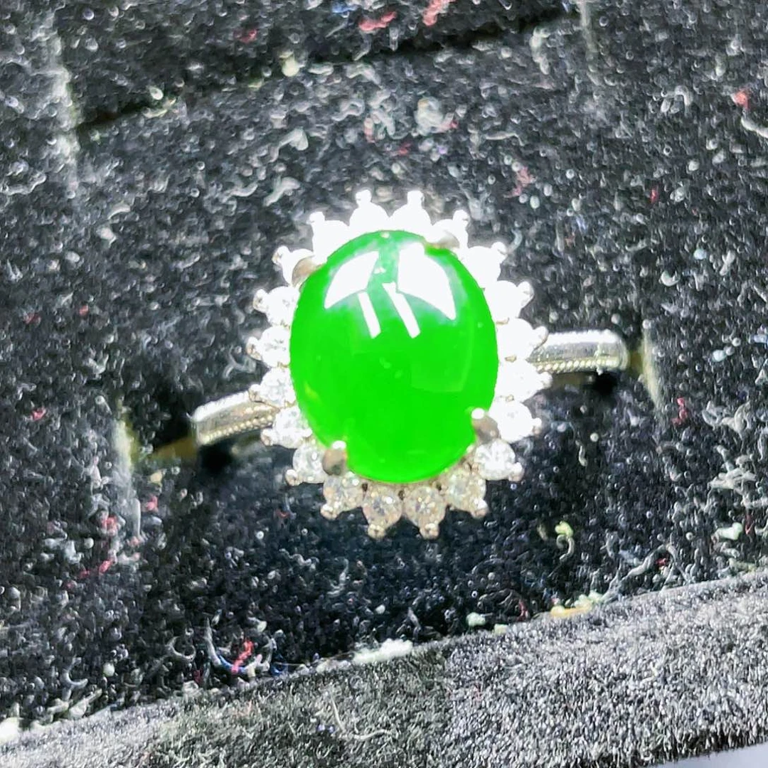 翡翠颈饰未镶嵌49，