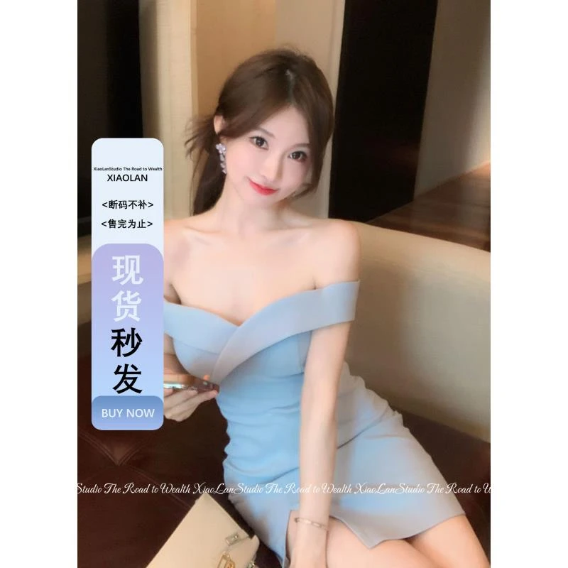 小岚同学「超凡天空」显瘦气质时尚夏季小众露肩百搭设计感连衣裙