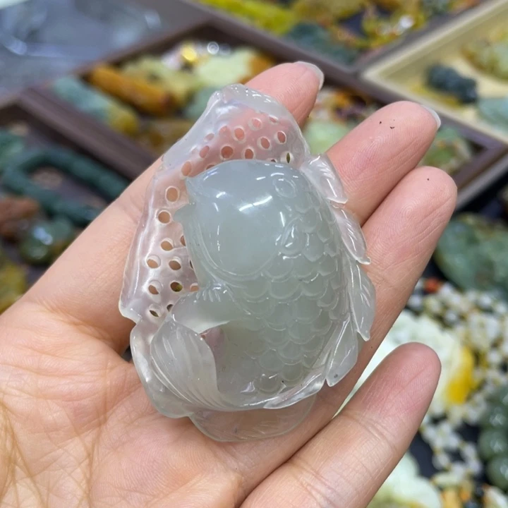未镶嵌蛇纹石玉颈饰