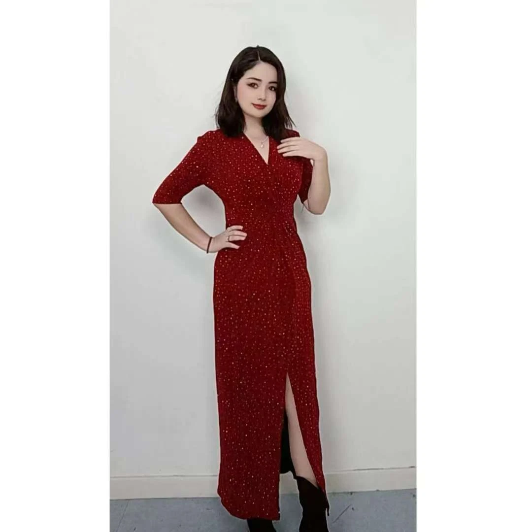 8806新款时尚满钻v领