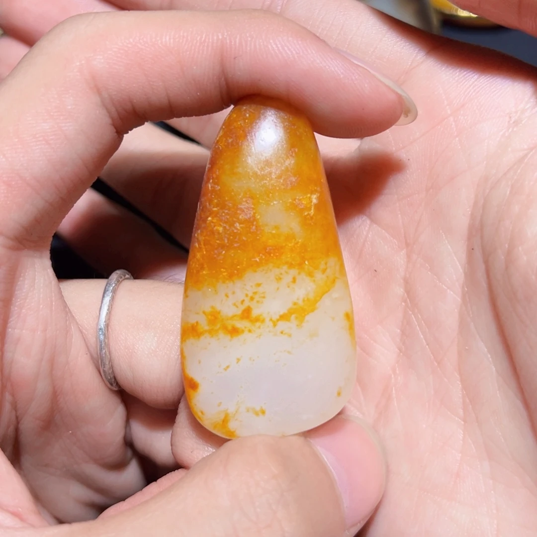 和田玉未镶嵌珠宝奇石