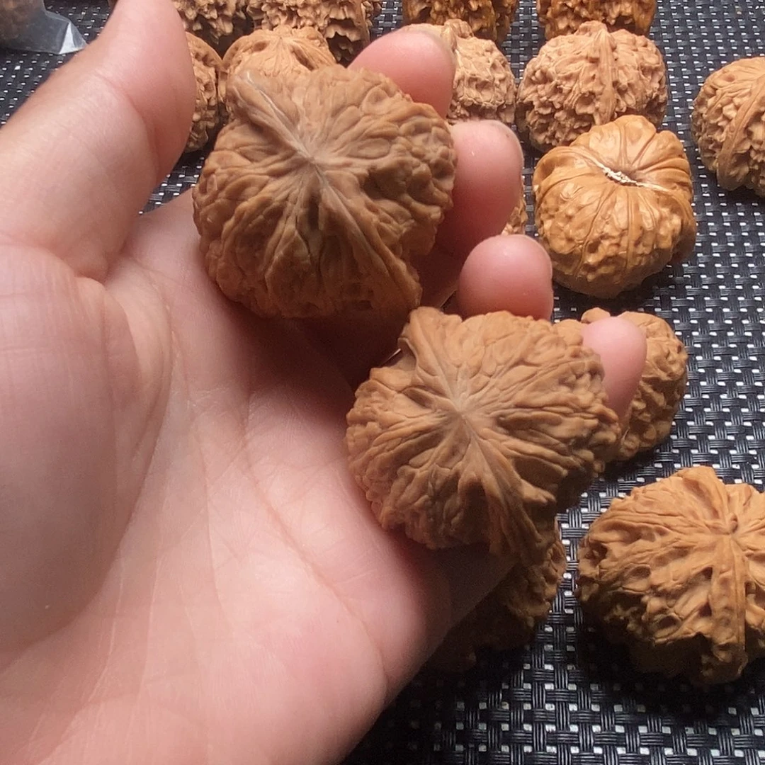 神***6文玩核桃吊坠核桃