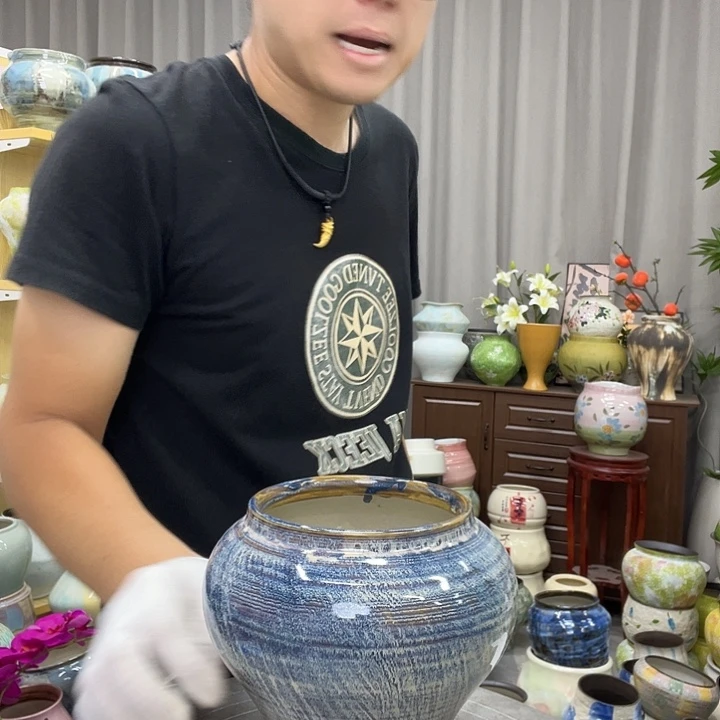 花盆里面的那个地方，现在