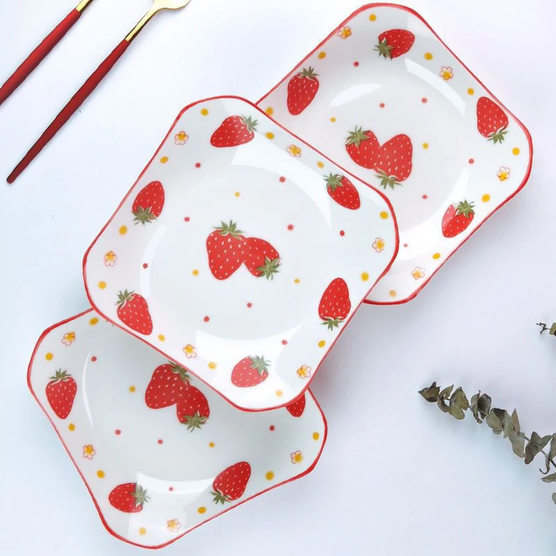可爱图案陶瓷盘子创意个性家用餐具菜盘碟子草莓碗