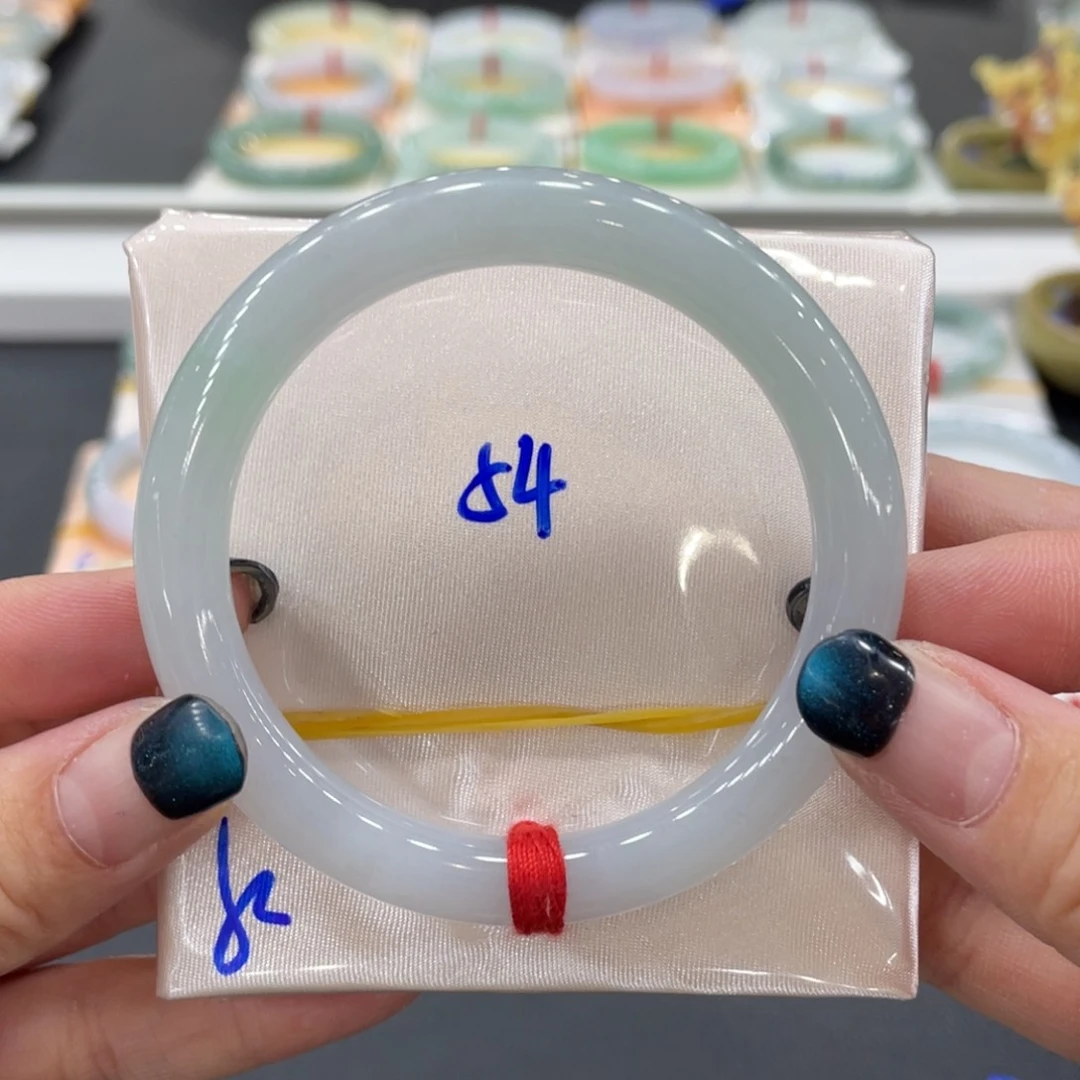 翡翠手镯未镶嵌缅甸天然翡翠