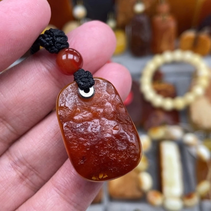 【闪购商品】未镶嵌颈饰琥珀