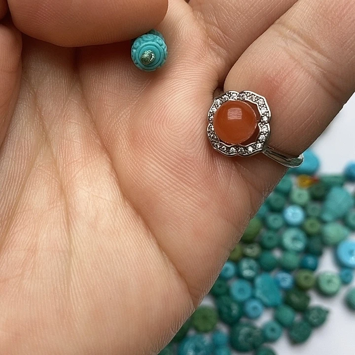 南红玛瑙未镶嵌珠宝奇石