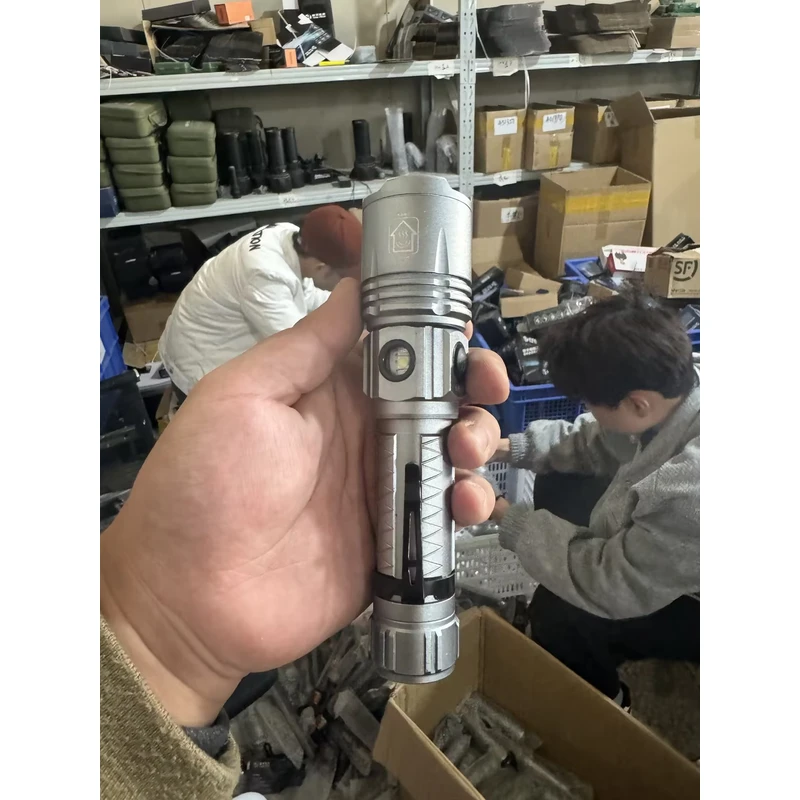 【微瑕一组电池】d43【磁吸笔夹款】变焦铝合金超亮小手电