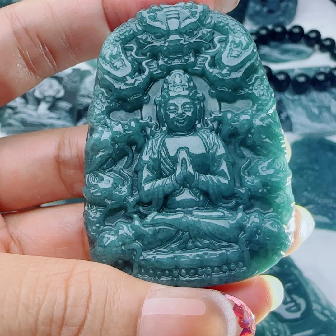 颈饰未镶嵌翡翠多样性发货天然的A货翡翠